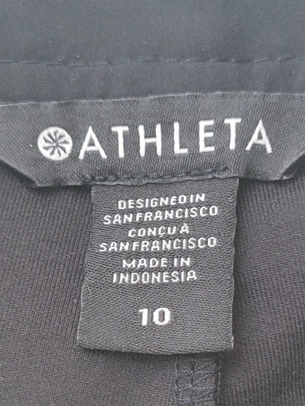 Athleta Wide Leg Crop Pant Black Quiet Luxury Travel Workwear Athleisure sz 10 - Picture 6 of 11